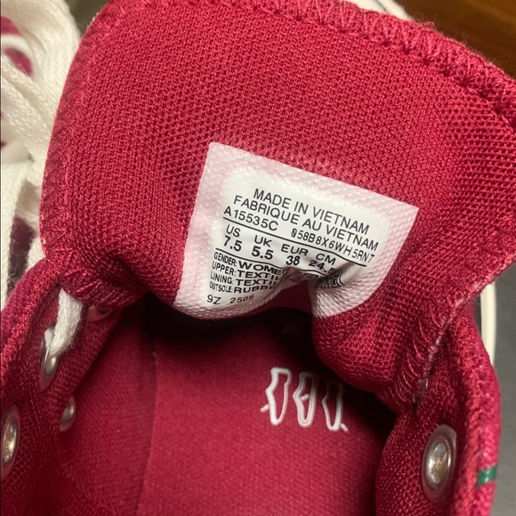 Converse raspberry deep ' Pink Floral Sneakers - Picture 4 of 5